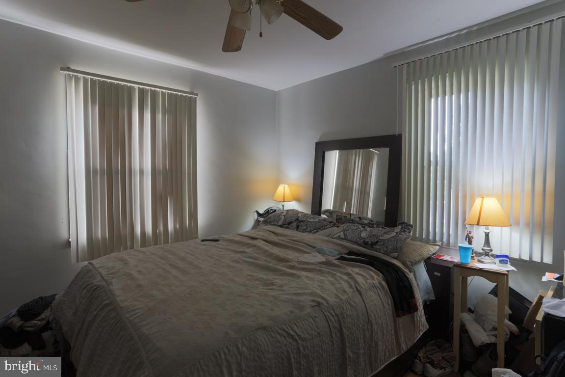 WINDSOR HILLS - Residential