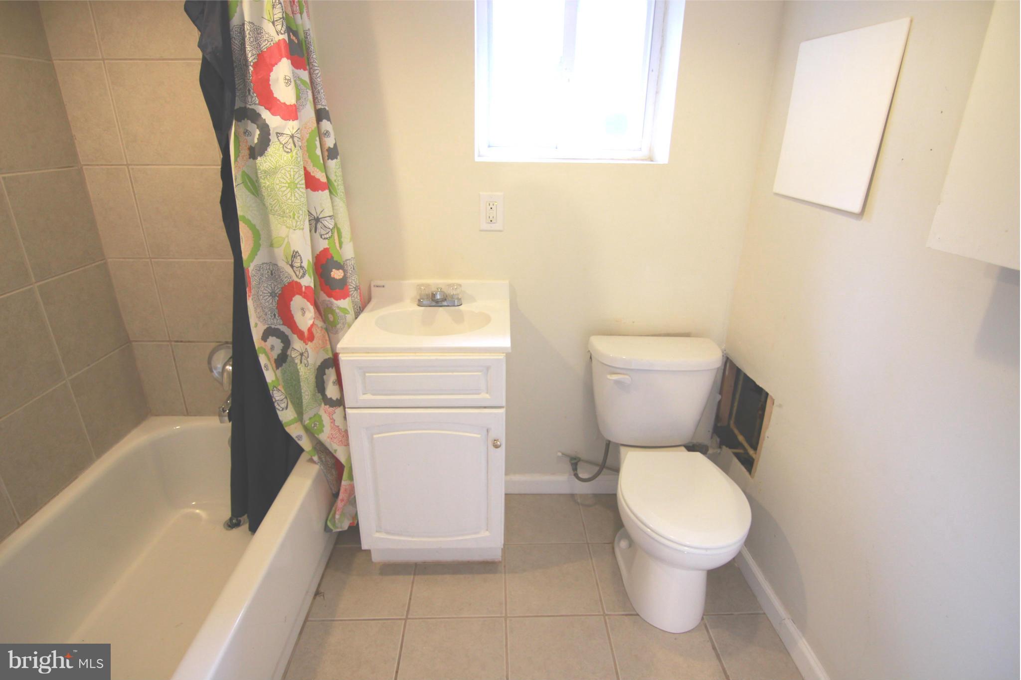 EDNOR GARDENS HISTORIC DISTRICT - Residential Lease