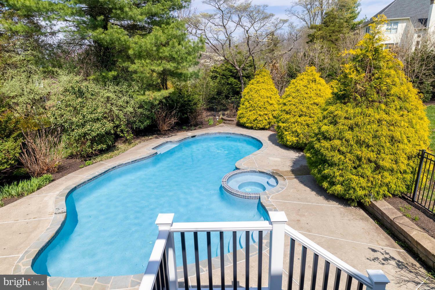 KINGSWOODS - Residential