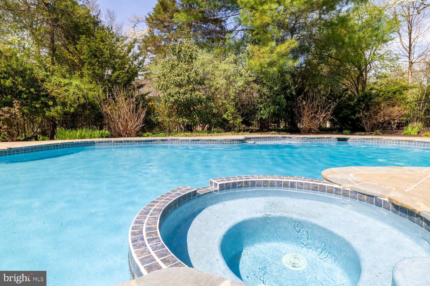 KINGSWOODS - Residential