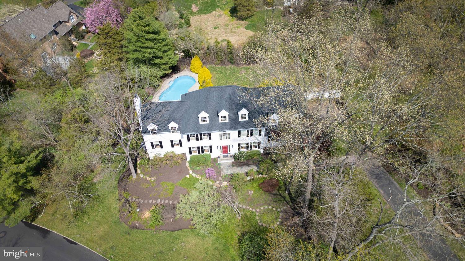 1 SAINT ANDREWS COURT