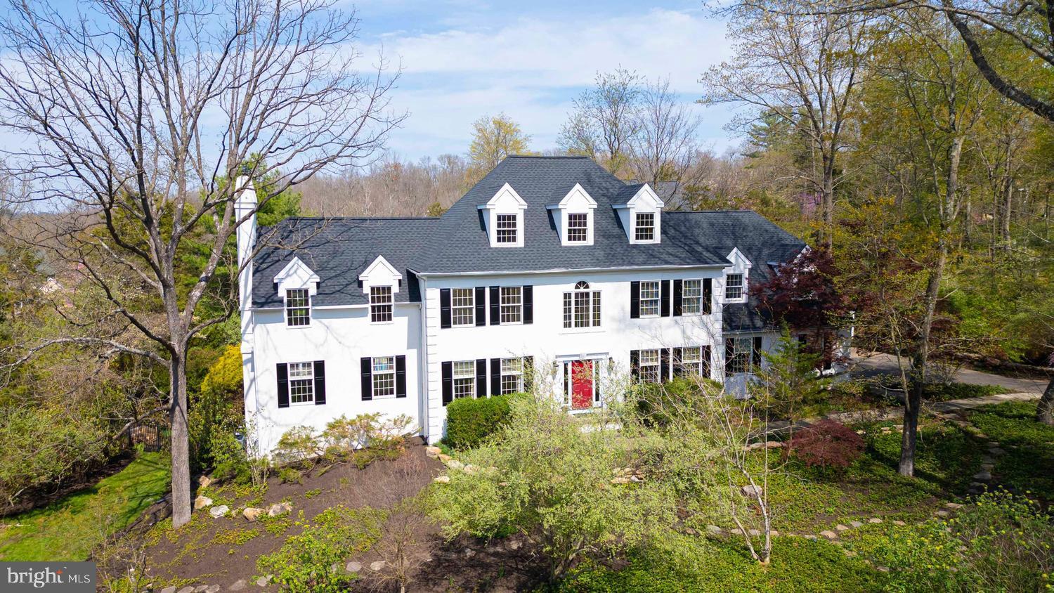 1 SAINT ANDREWS COURT