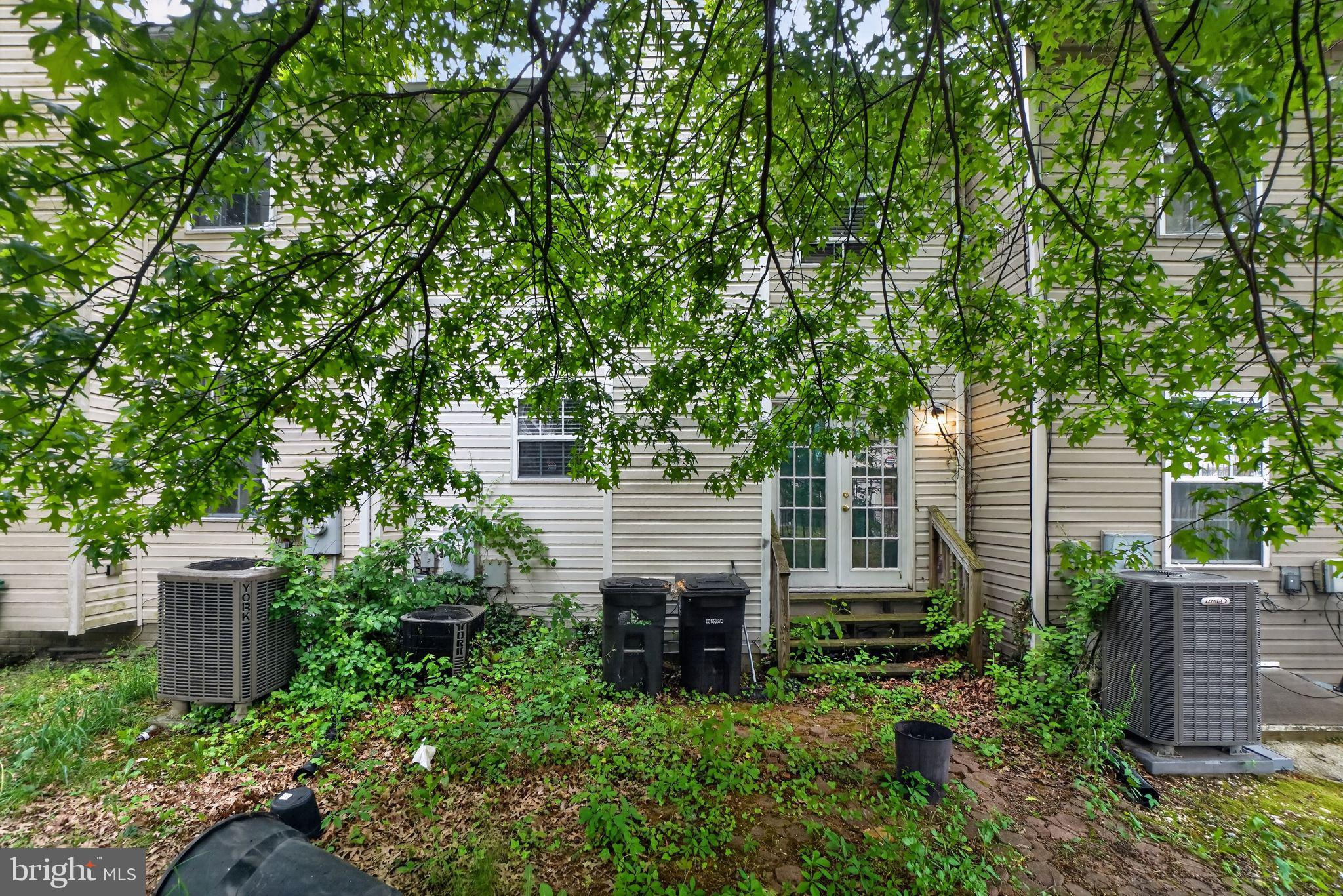 SOUTH ADDISON HGHTS TOWN - Residential