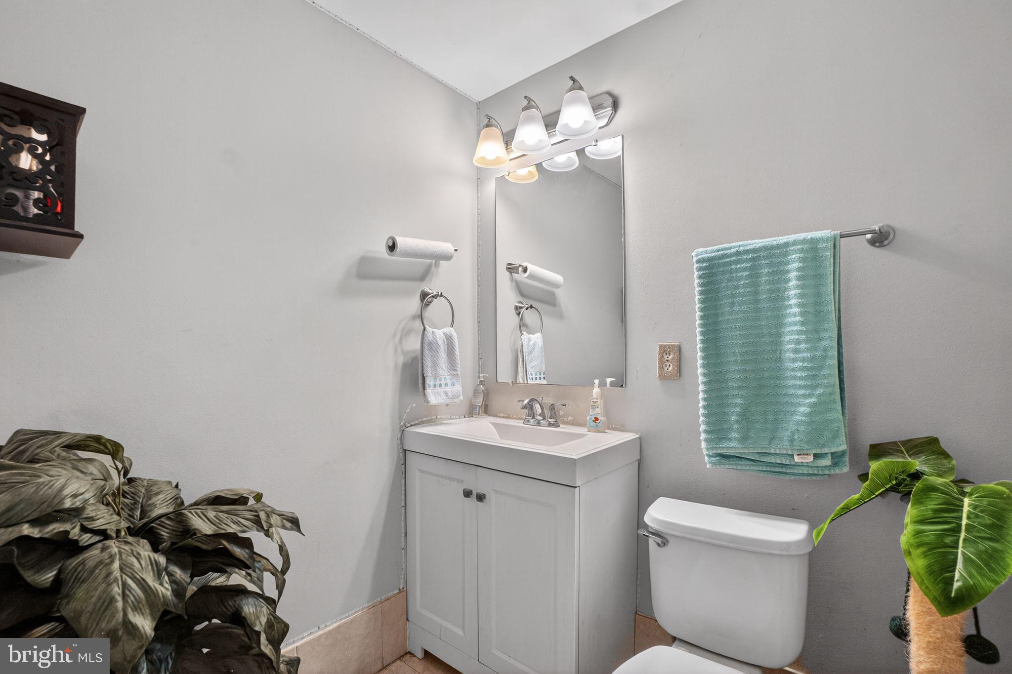 SOUTH ADDISON HGHTS TOWN - Residential