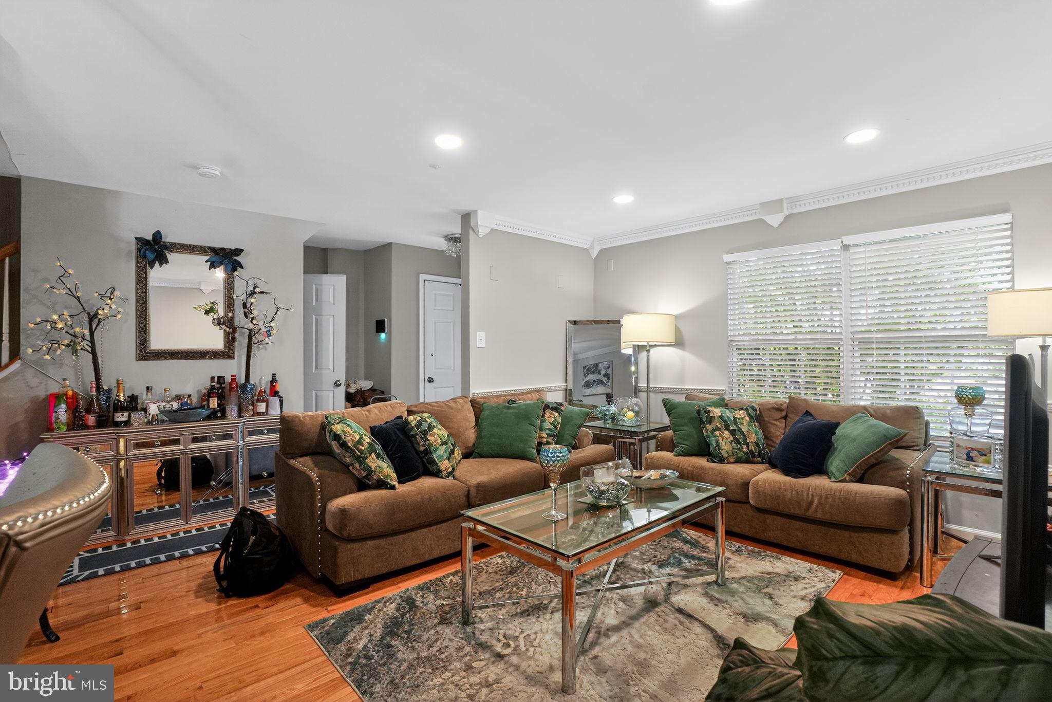 SOUTH ADDISON HGHTS TOWN - Residential