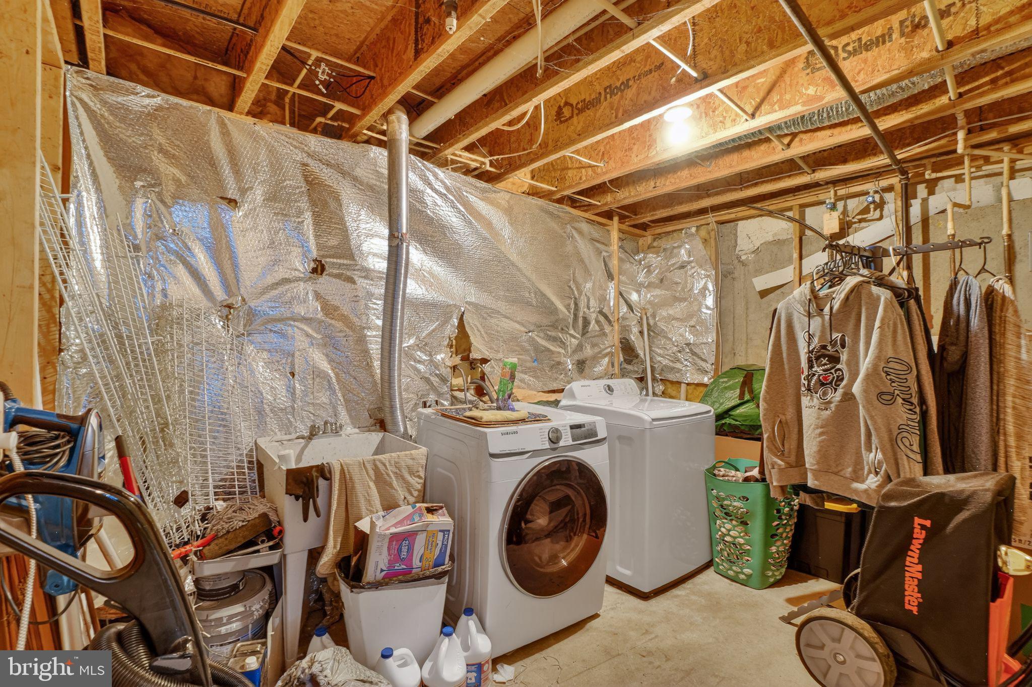 SOUTH ADDISON HGHTS TOWN - Residential