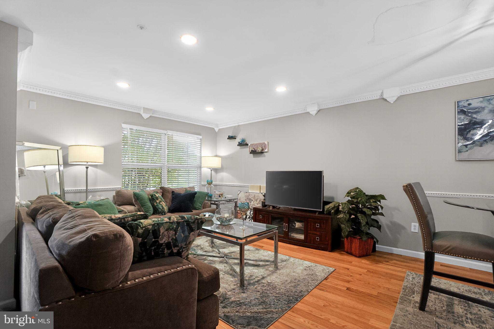 SOUTH ADDISON HGHTS TOWN - Residential