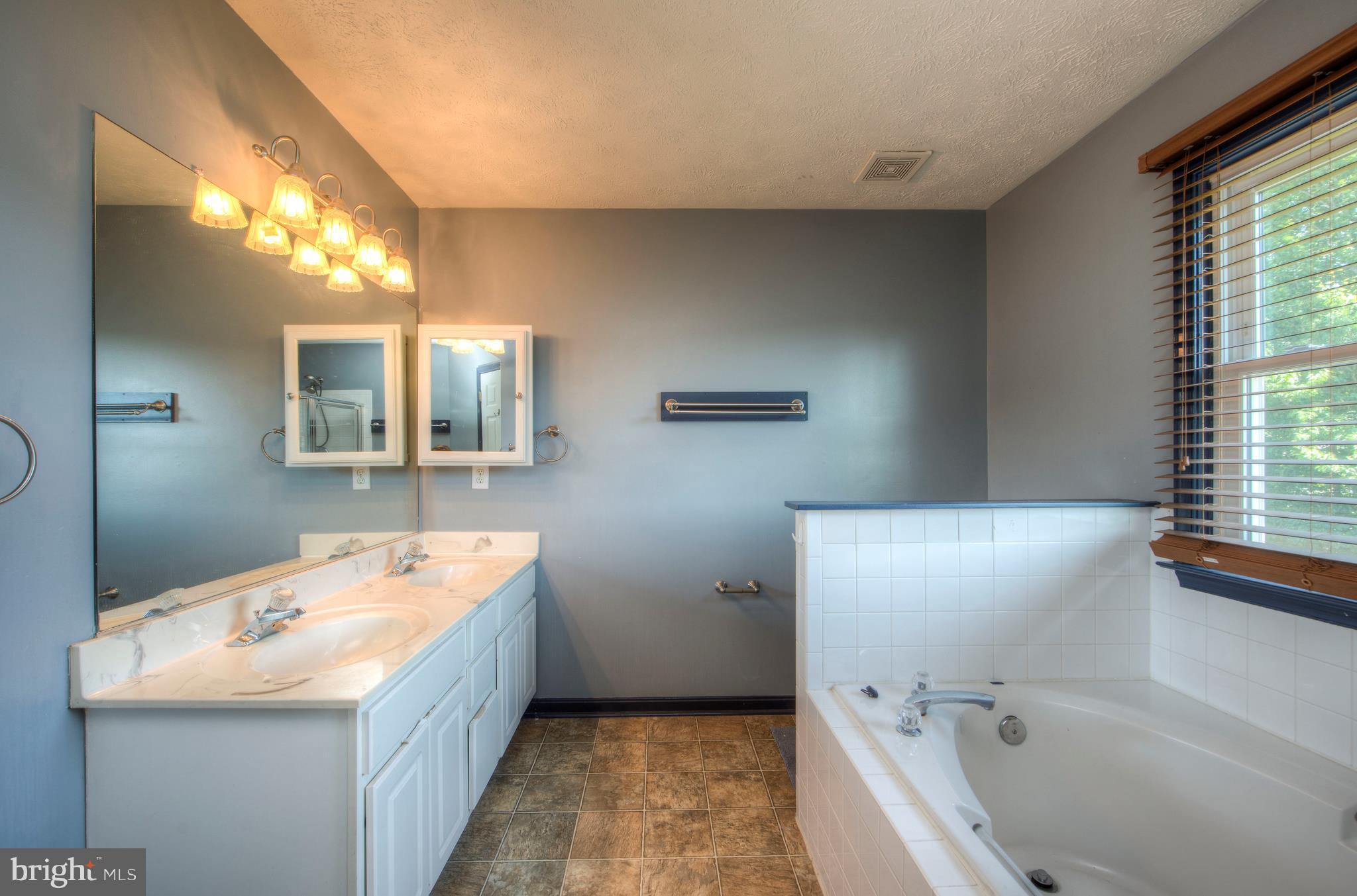 SALEM FIELDS - Residential Lease