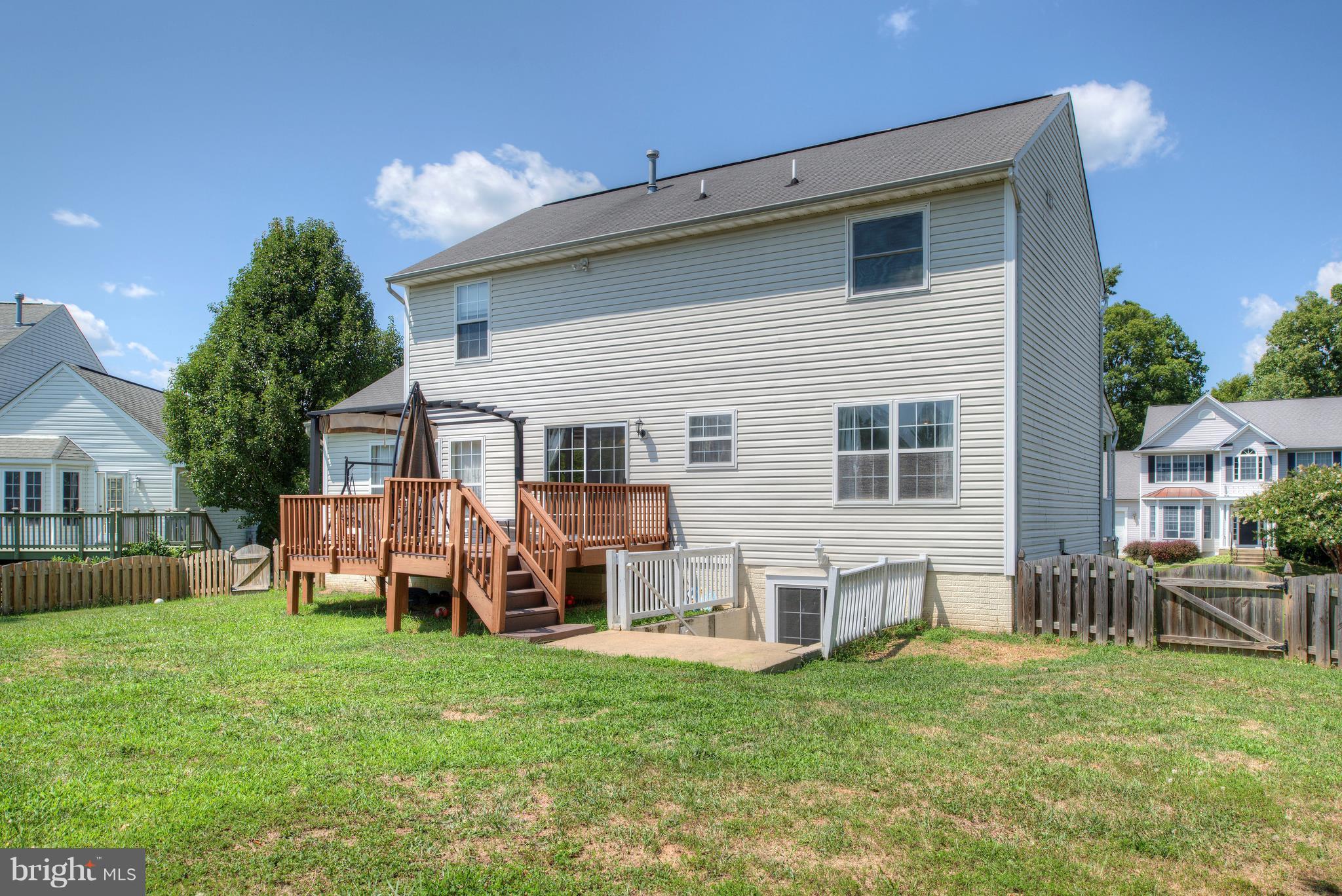 SALEM FIELDS - Residential Lease