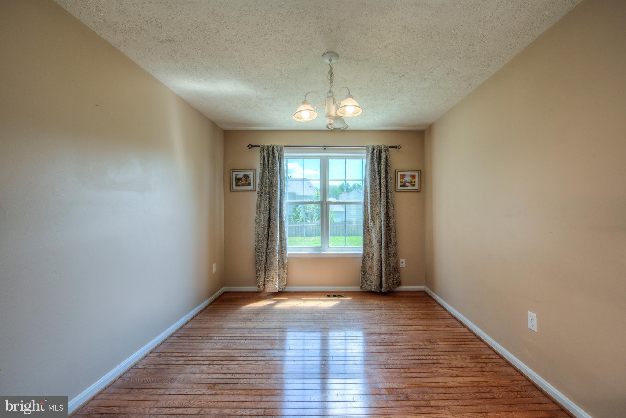 SALEM FIELDS - Residential Lease