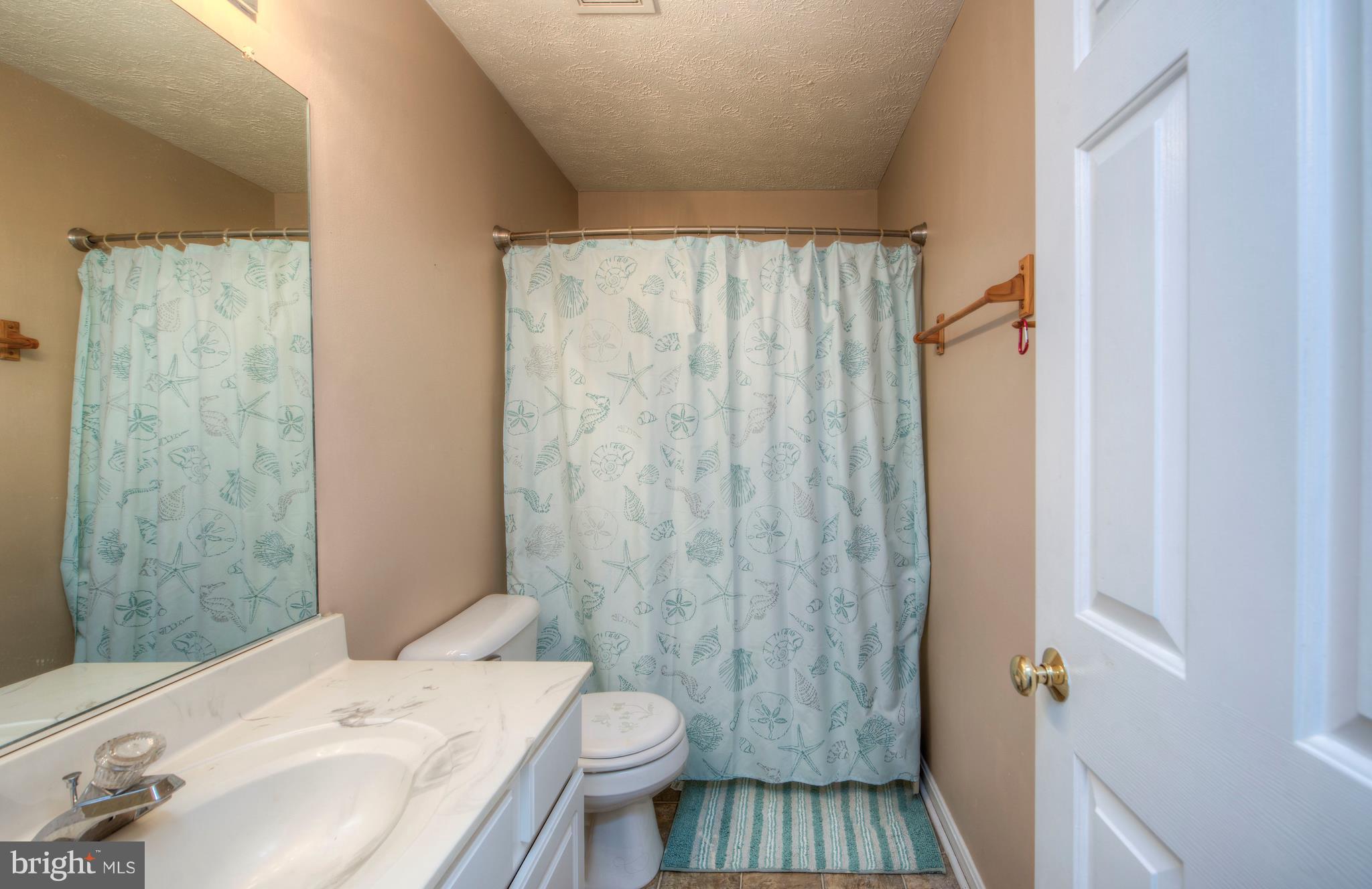 SALEM FIELDS - Residential Lease