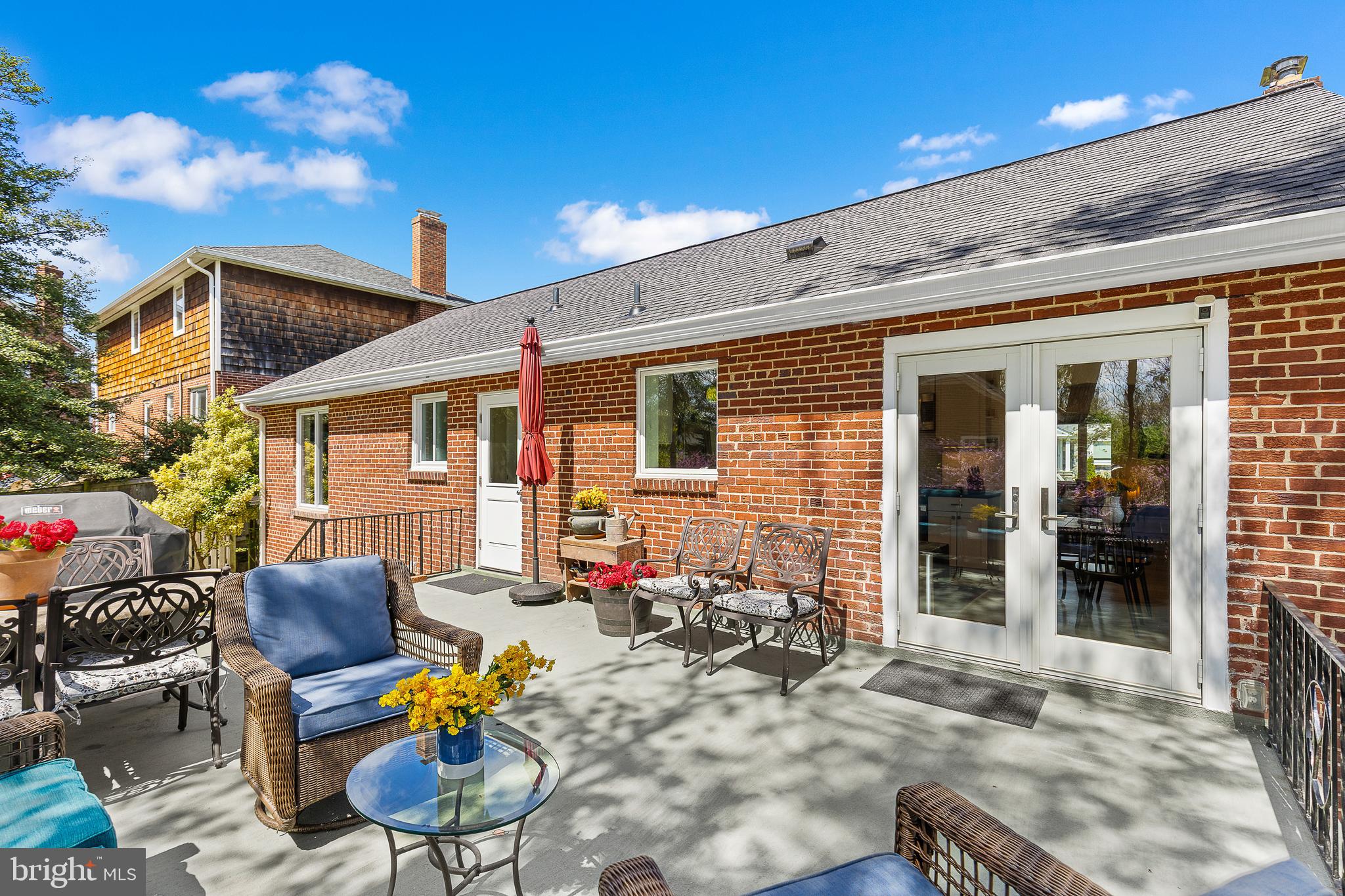 BERKSHIRE OAKWOOD - Residential