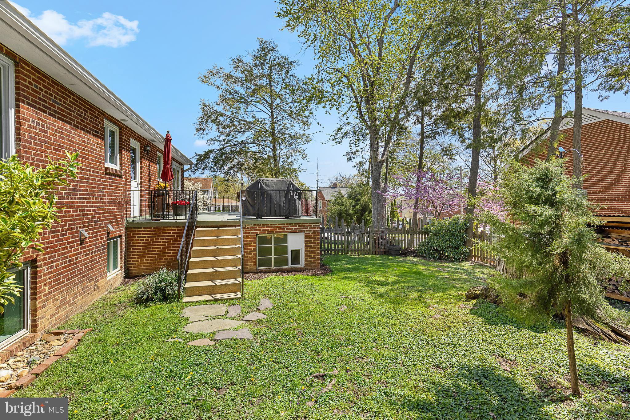 BERKSHIRE OAKWOOD - Residential