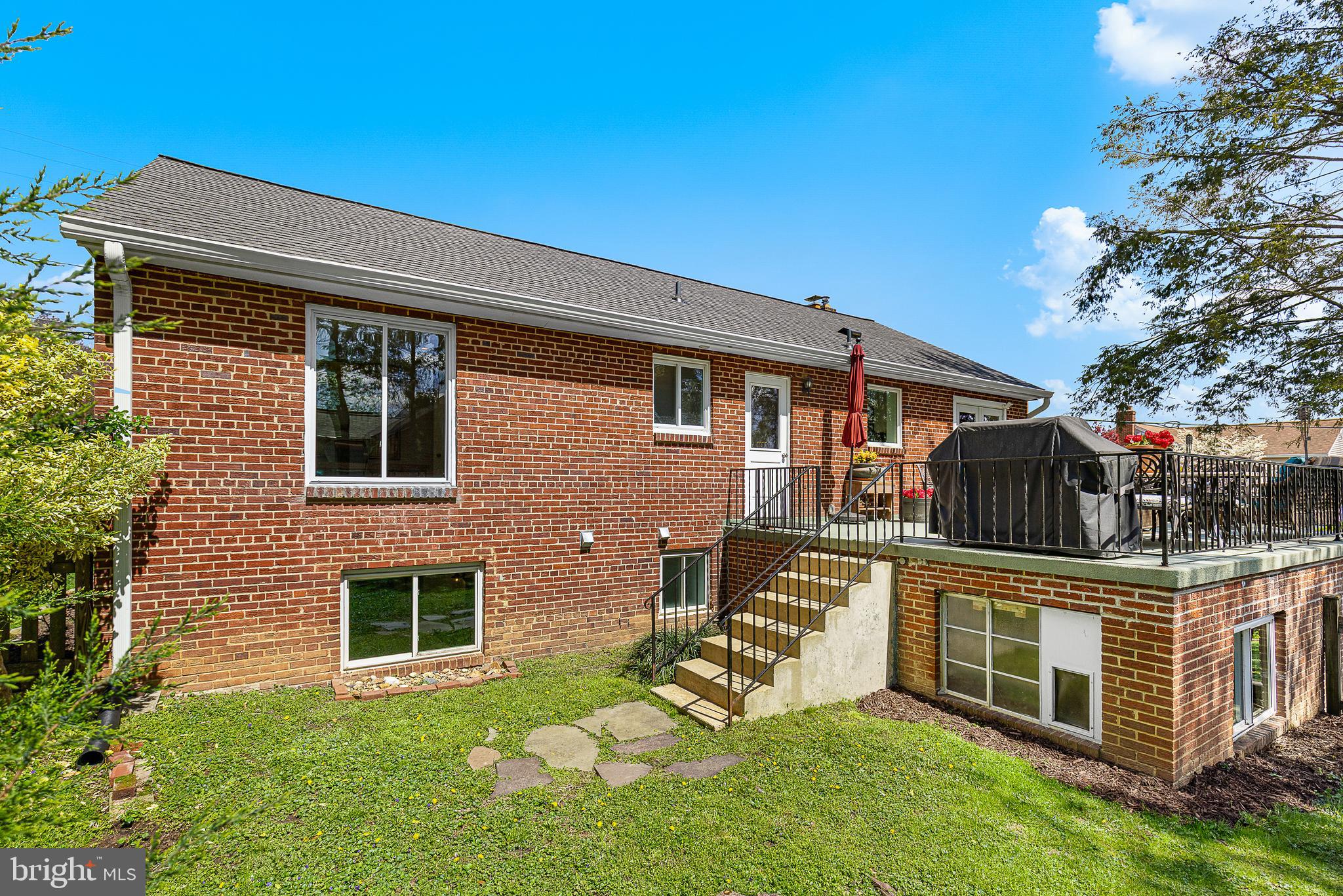 BERKSHIRE OAKWOOD - Residential