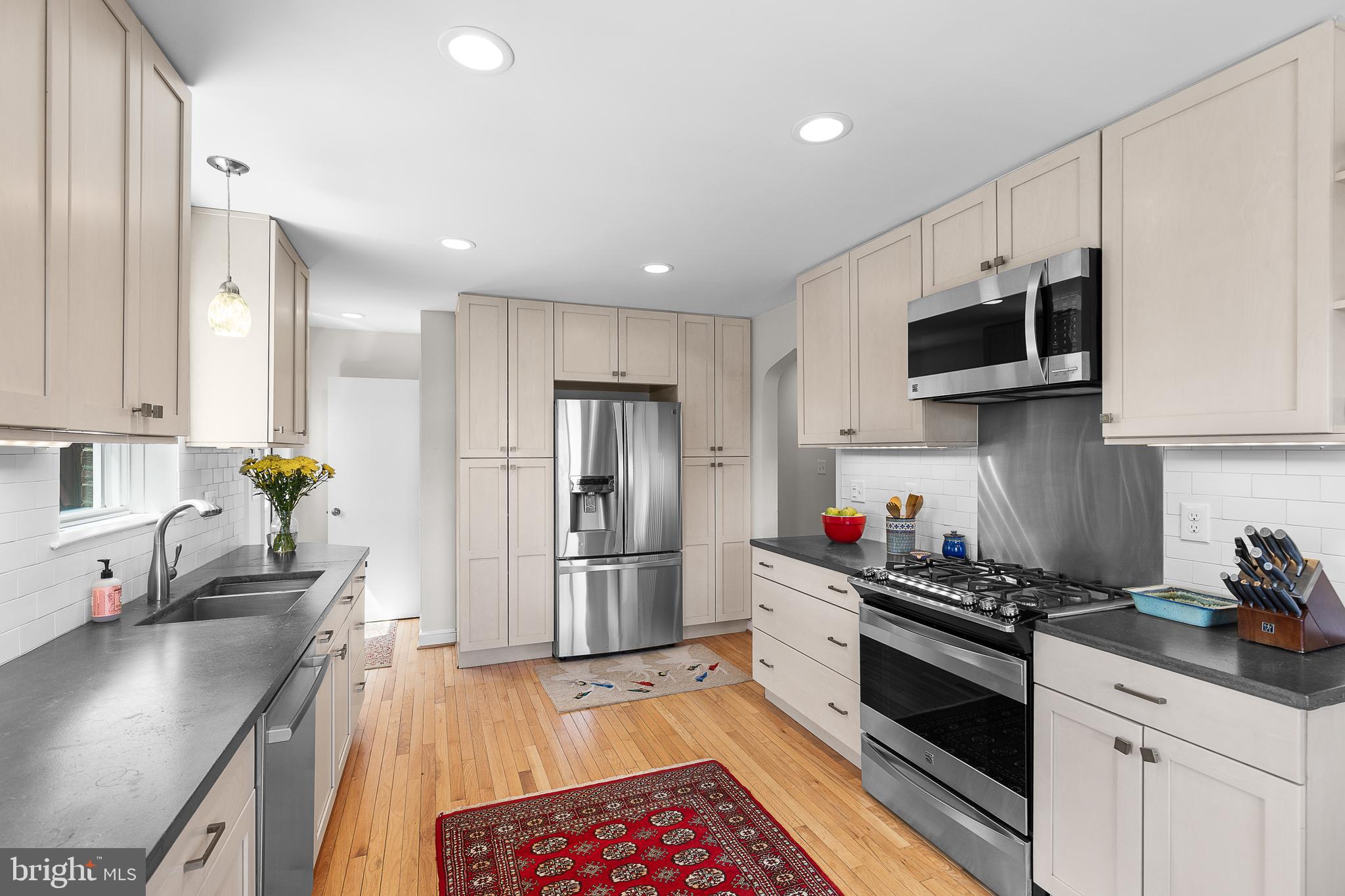 BERKSHIRE OAKWOOD - Residential