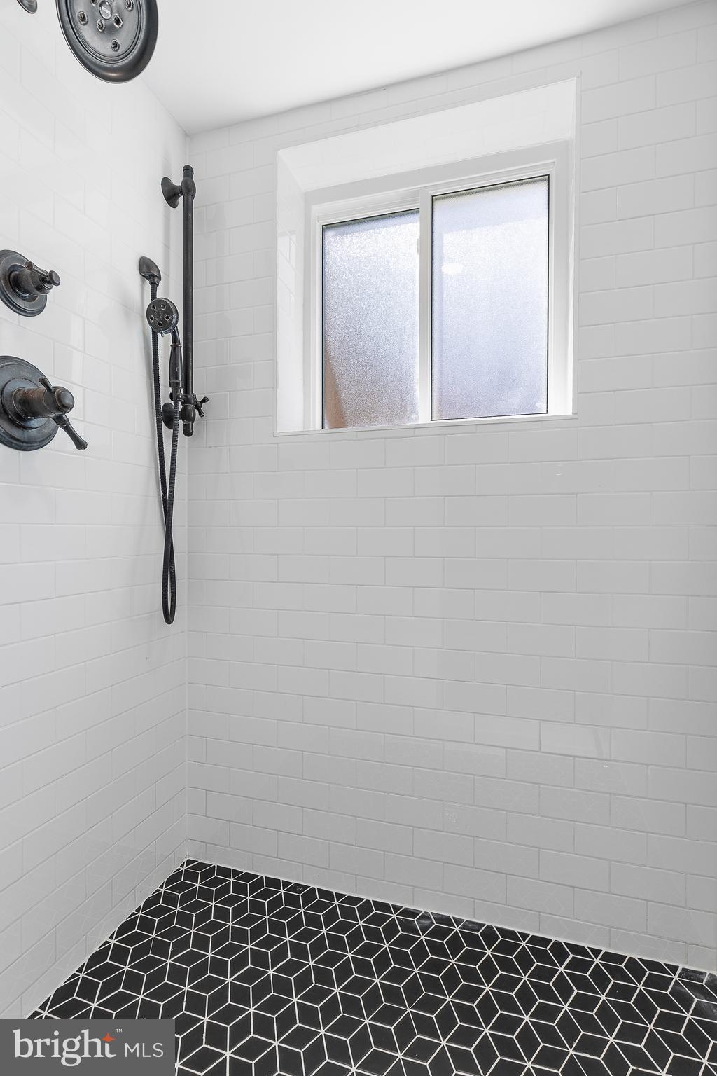 BERKSHIRE OAKWOOD - Residential