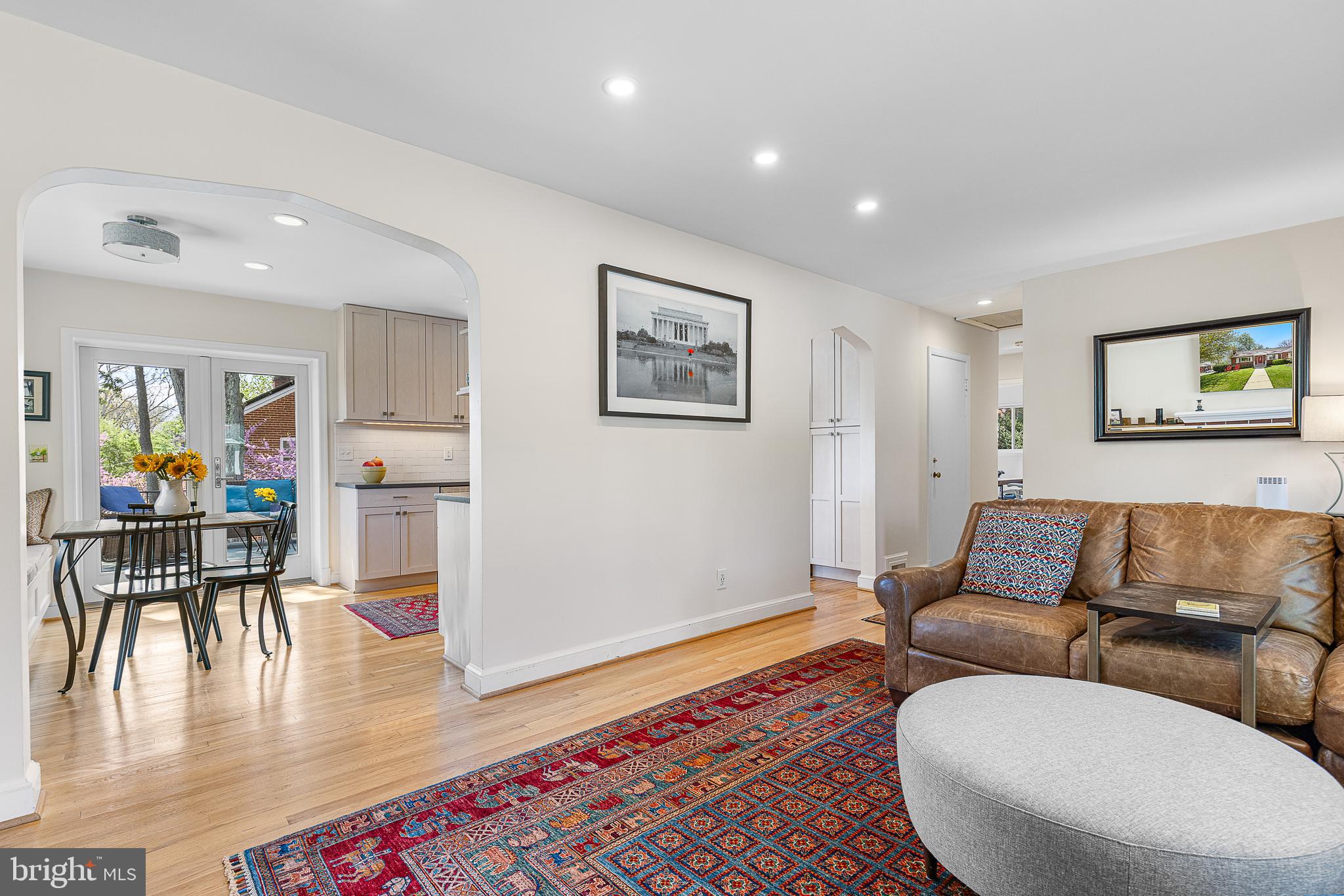 BERKSHIRE OAKWOOD - Residential