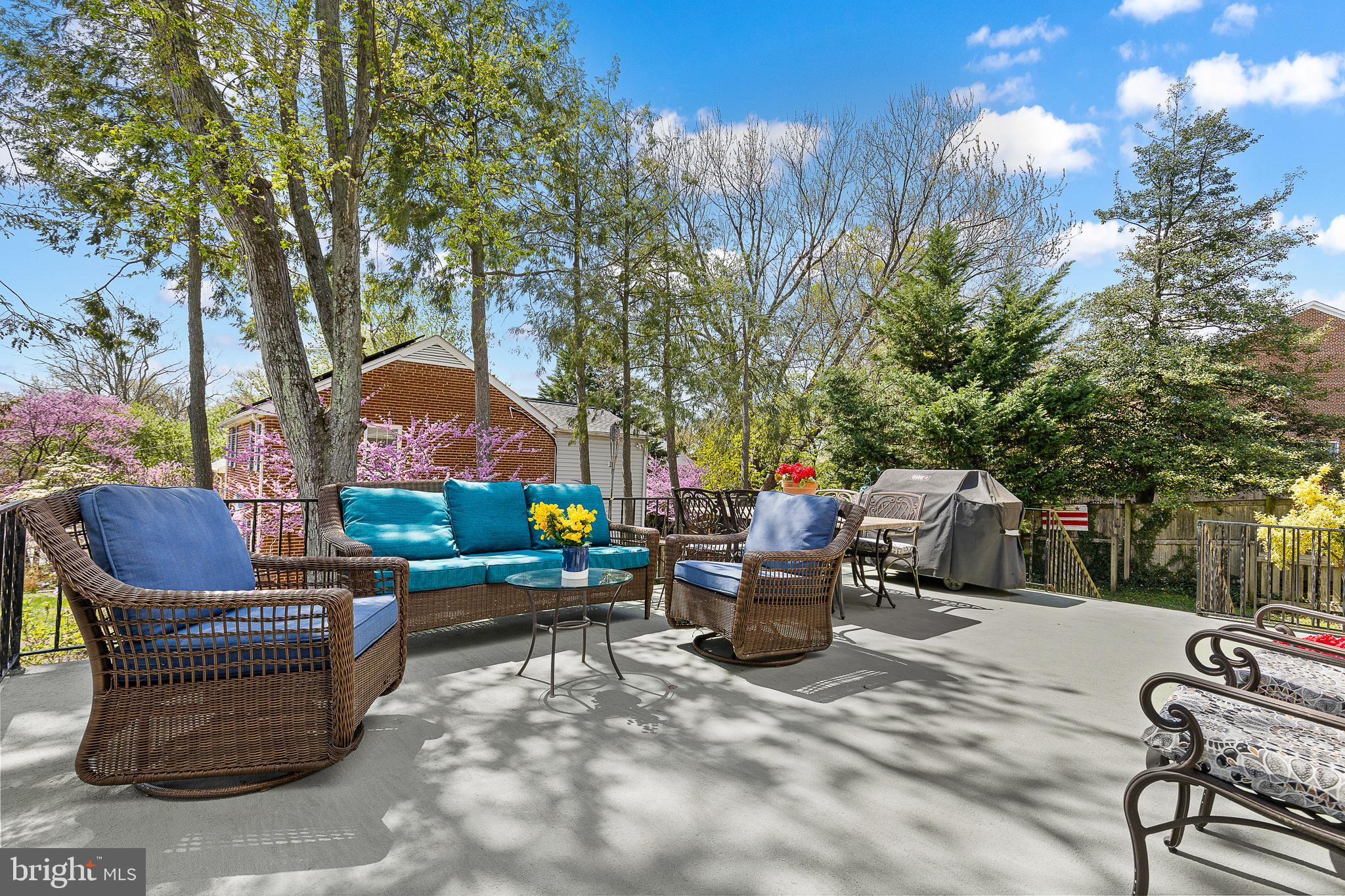 BERKSHIRE OAKWOOD - Residential