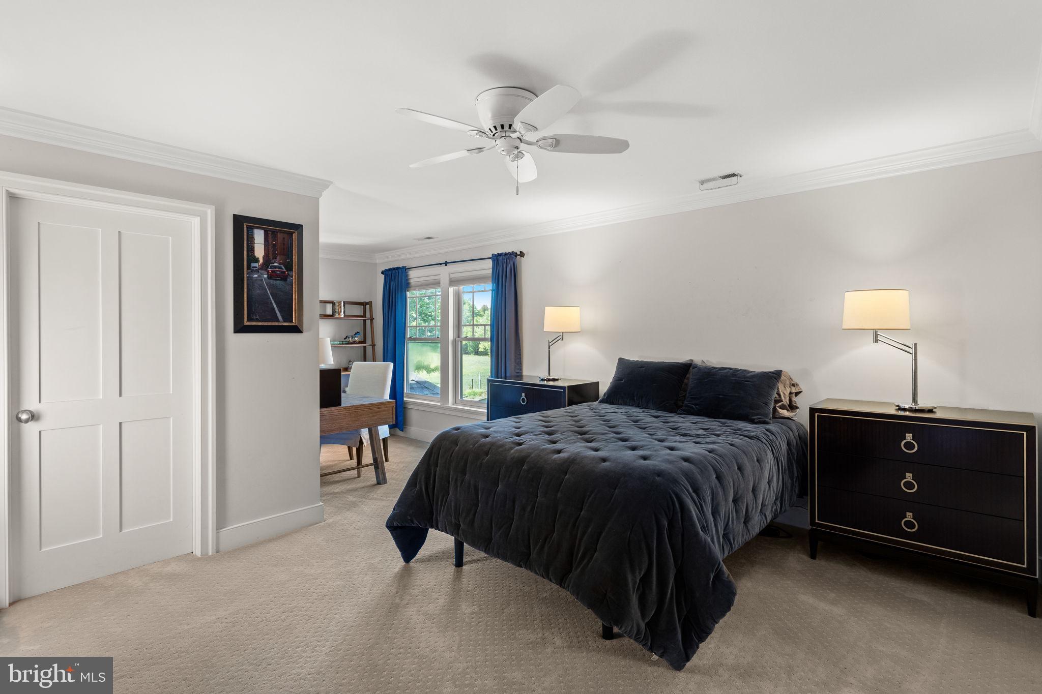 EAGLE GLENN - Residential