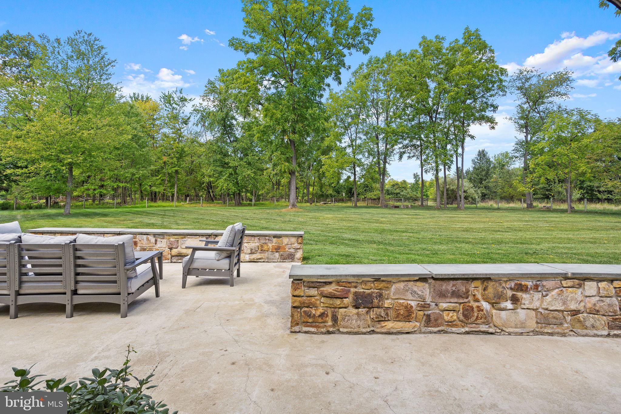 EAGLE GLENN - Residential