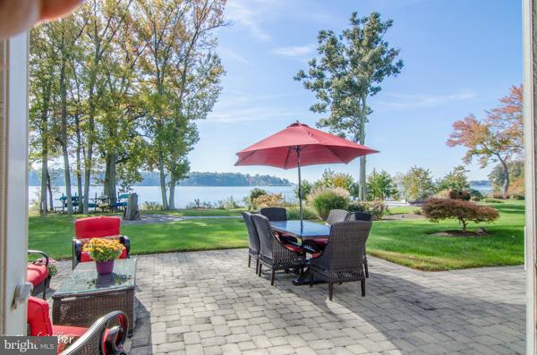 WATERS EDGE - Residential