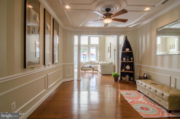 WATERS EDGE - Residential