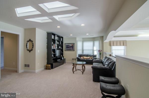 WATERS EDGE - Residential