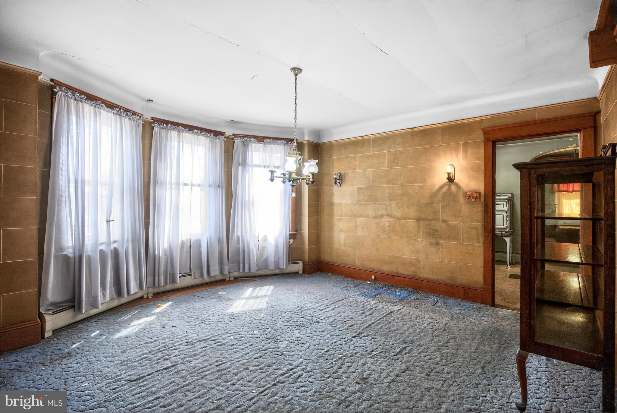 LINWOOD - Residential