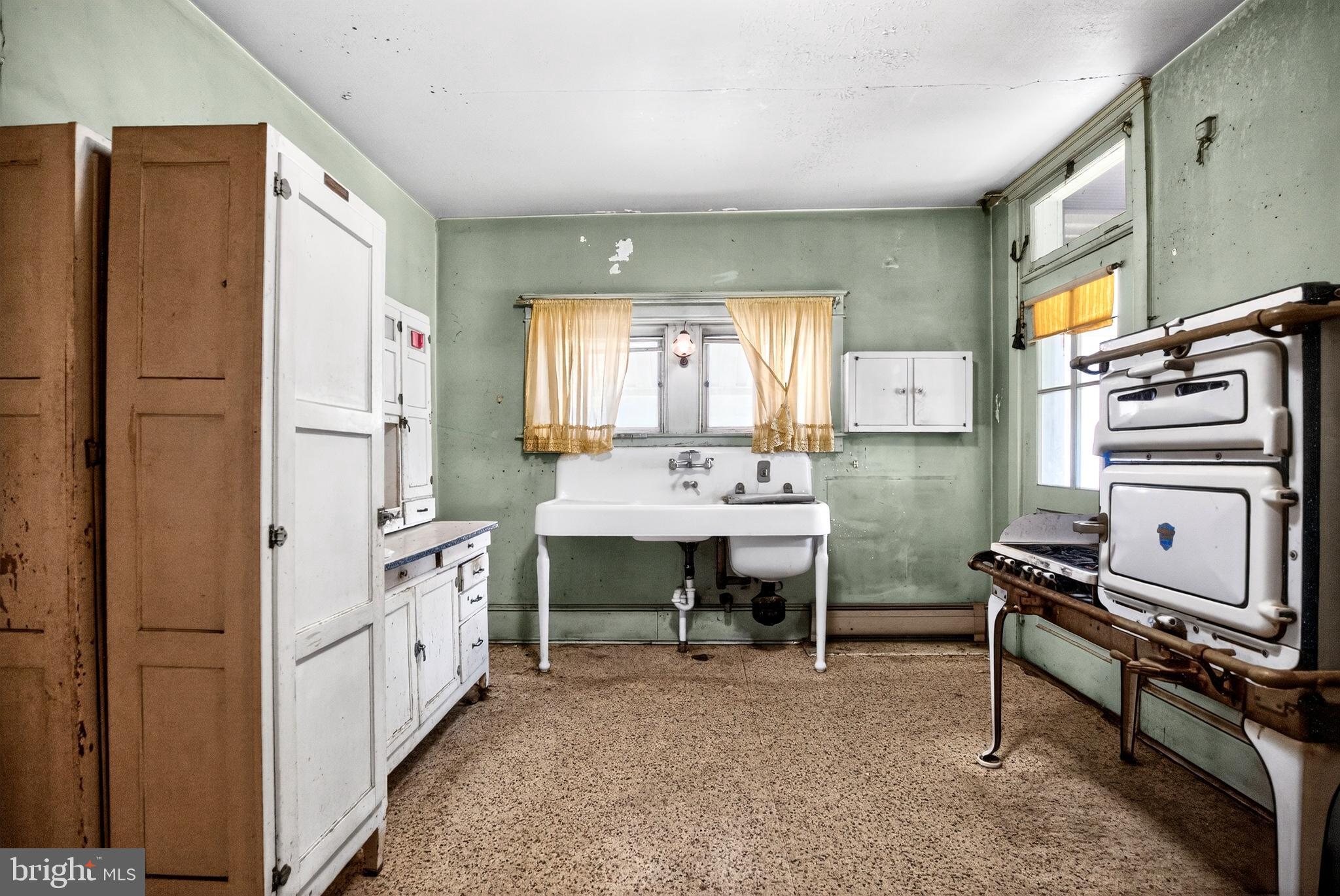 LINWOOD - Residential