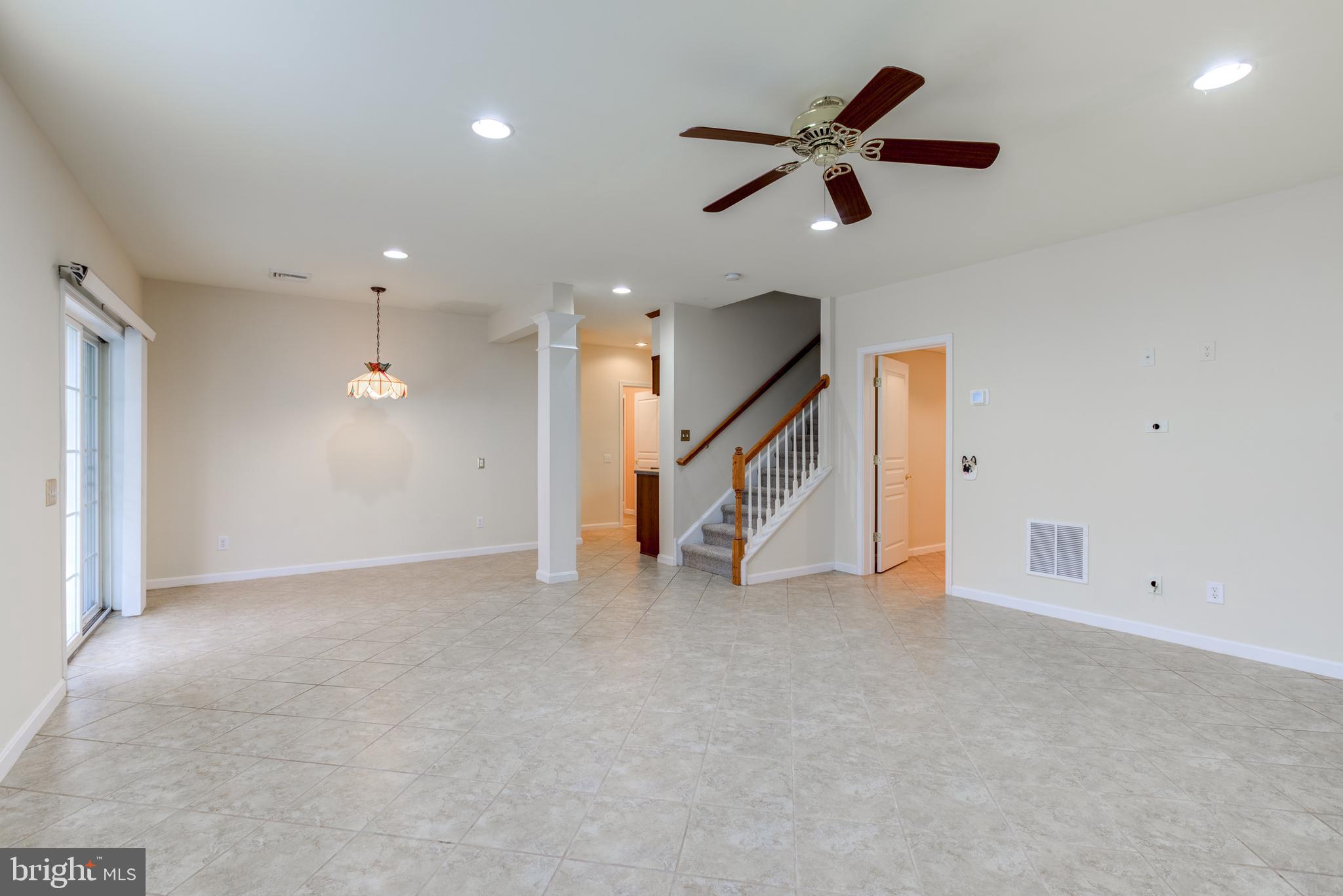 TRADITIONS AT LONGII - Residential