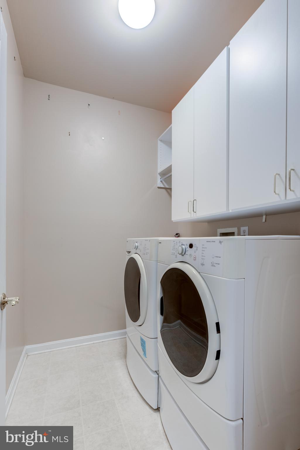 TRADITIONS AT LONGII - Residential