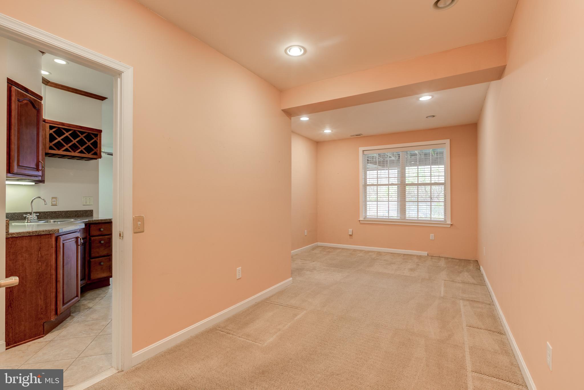 TRADITIONS AT LONGII - Residential