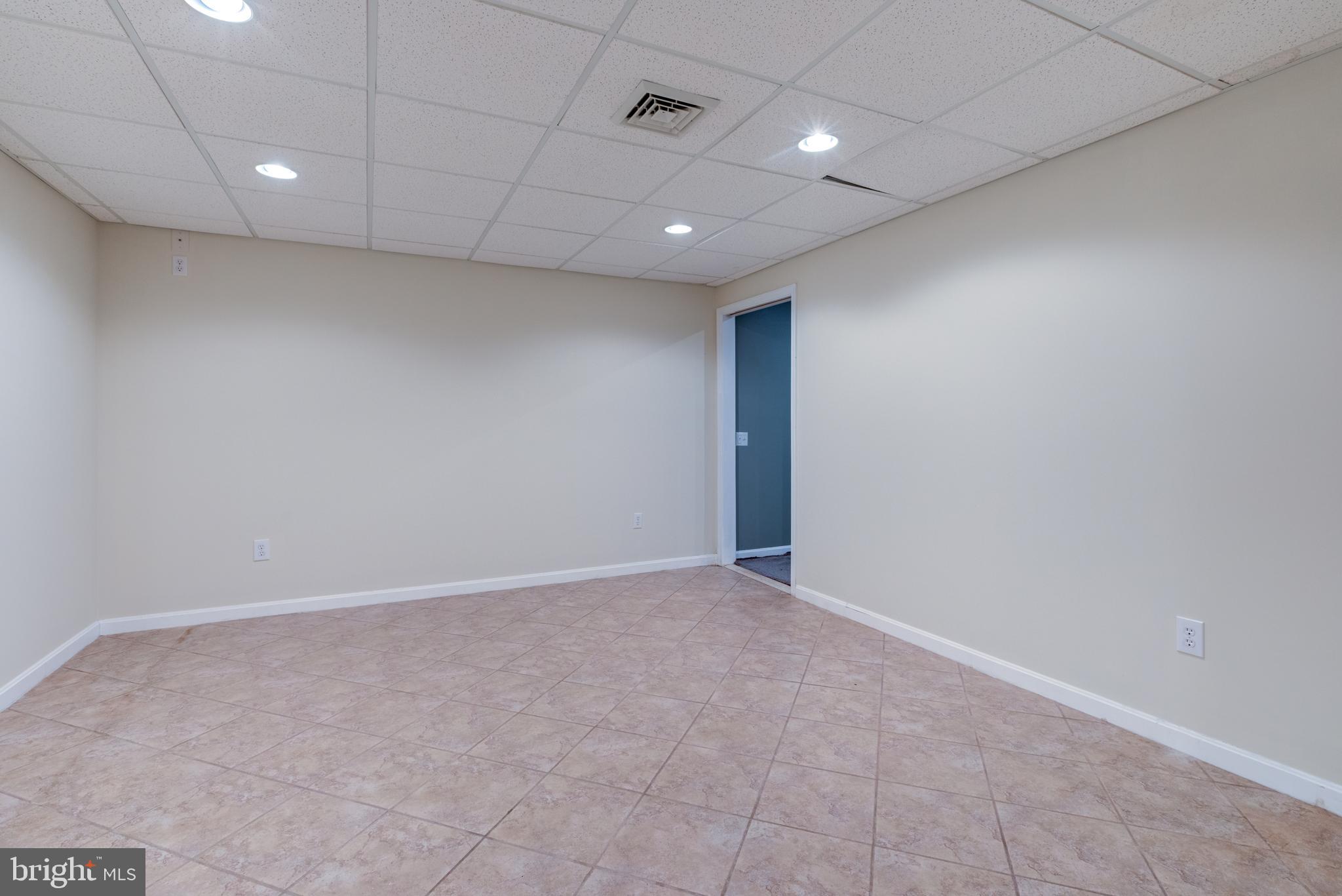 TRADITIONS AT LONGII - Residential