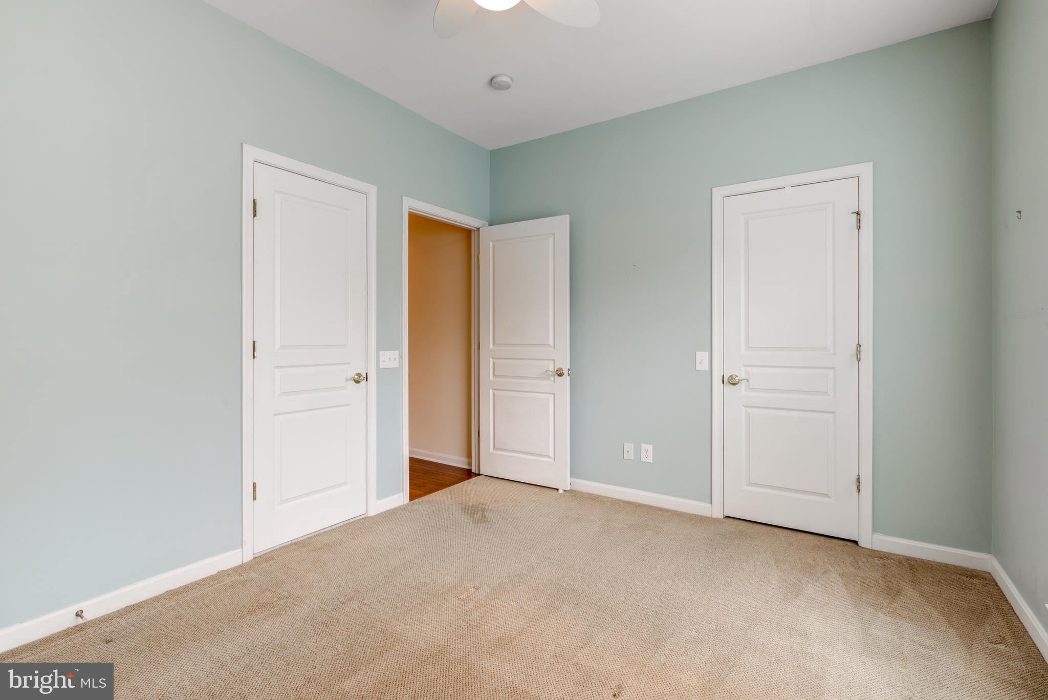 TRADITIONS AT LONGII - Residential