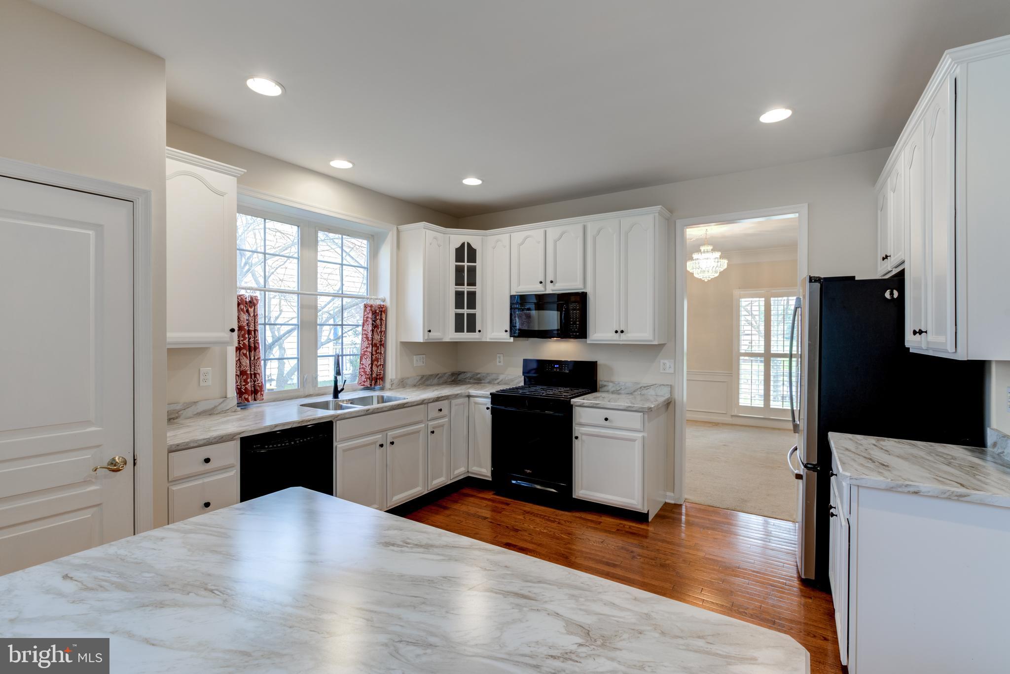 TRADITIONS AT LONGII - Residential