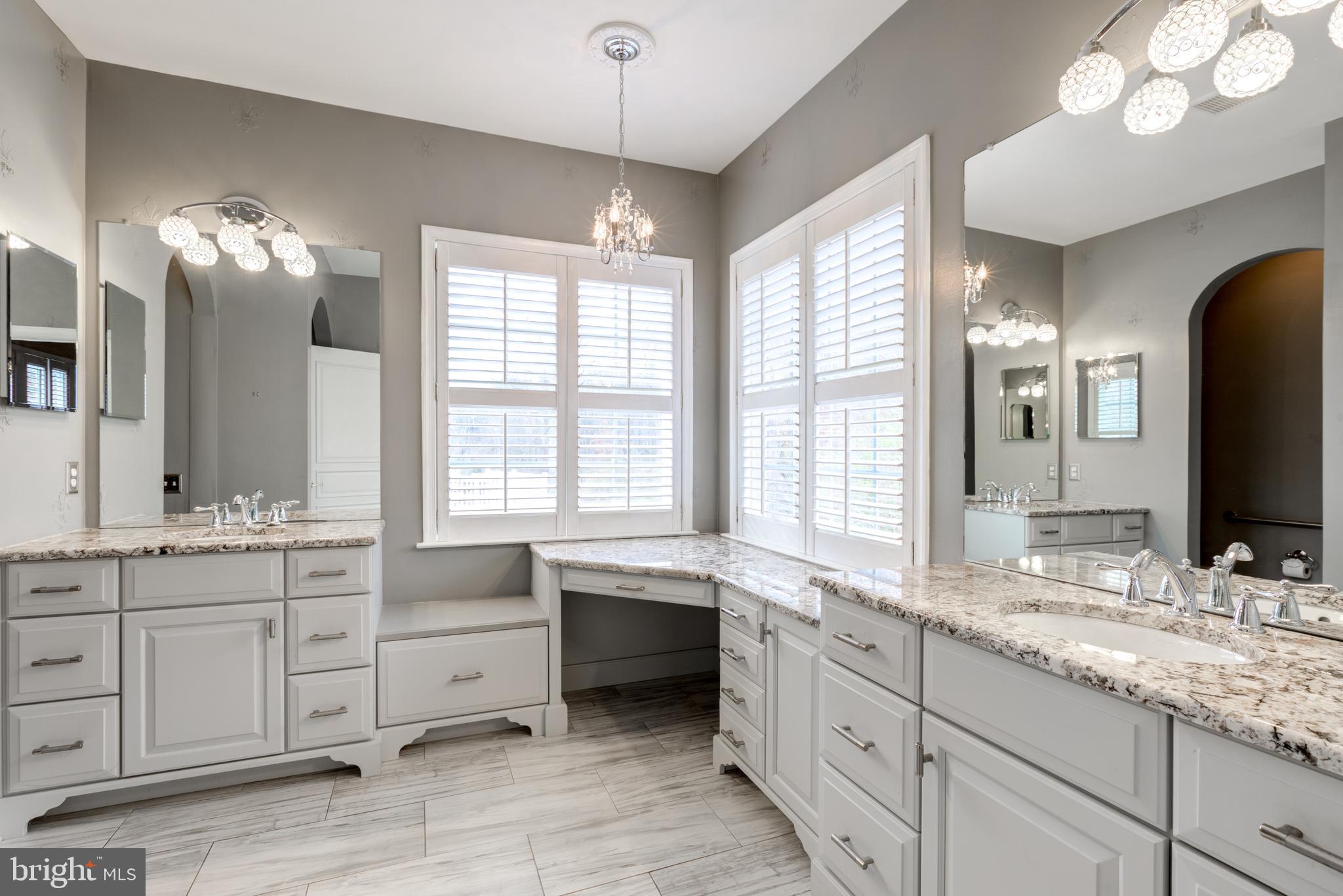 TRADITIONS AT LONGII - Residential