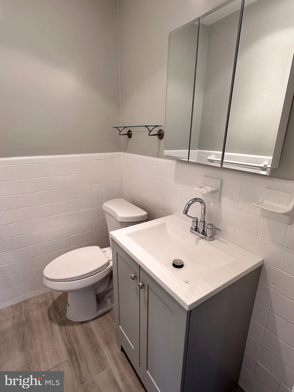 RIVER TOWERS - Residential