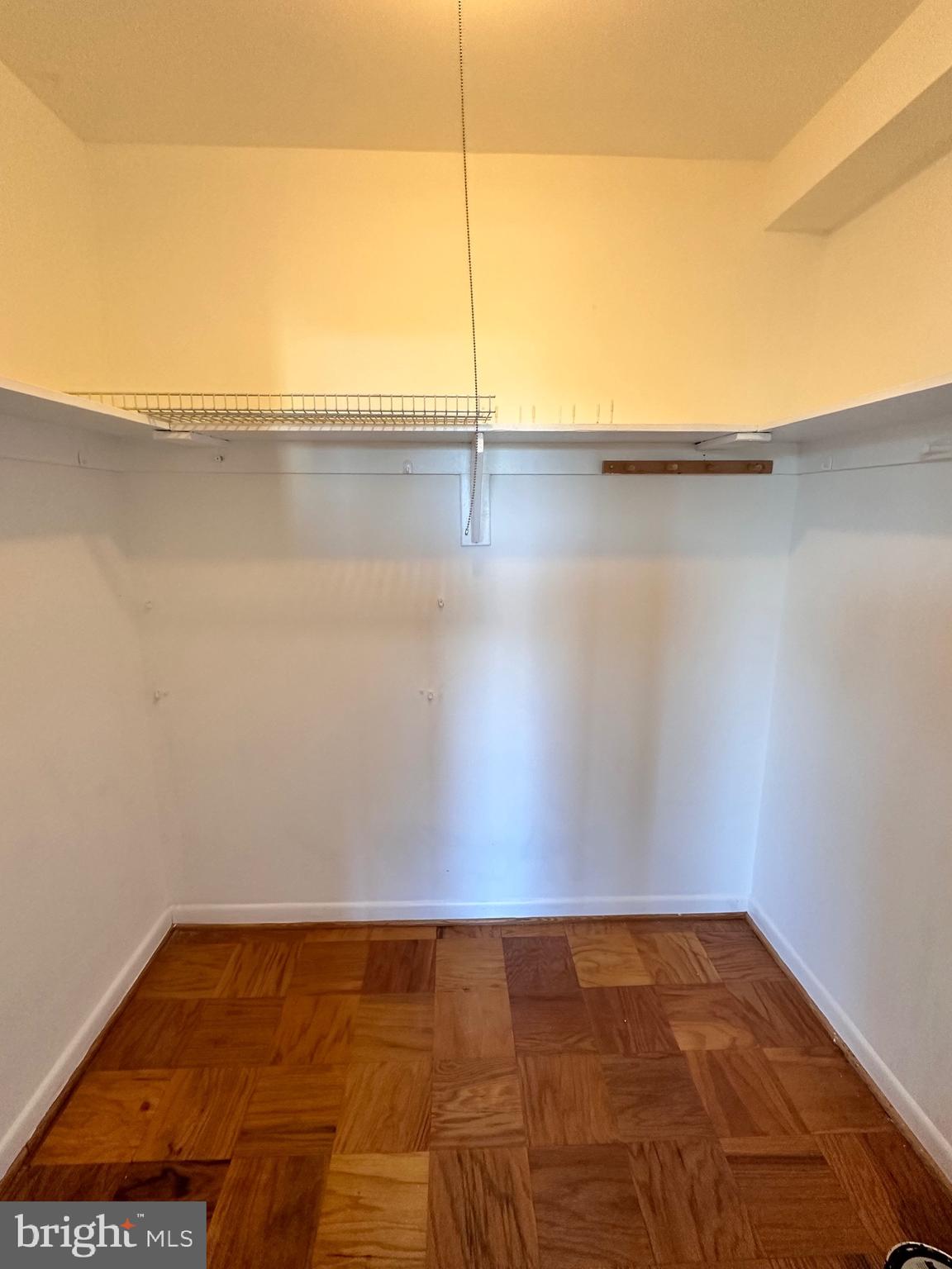 RIVER TOWERS - Residential