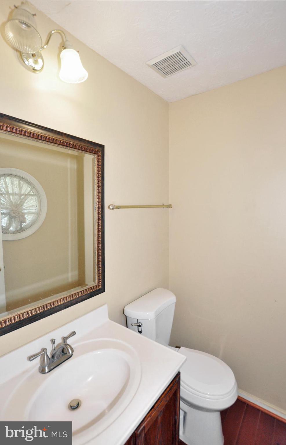 INDIAN CREEK PLAT 10 - Residential Lease