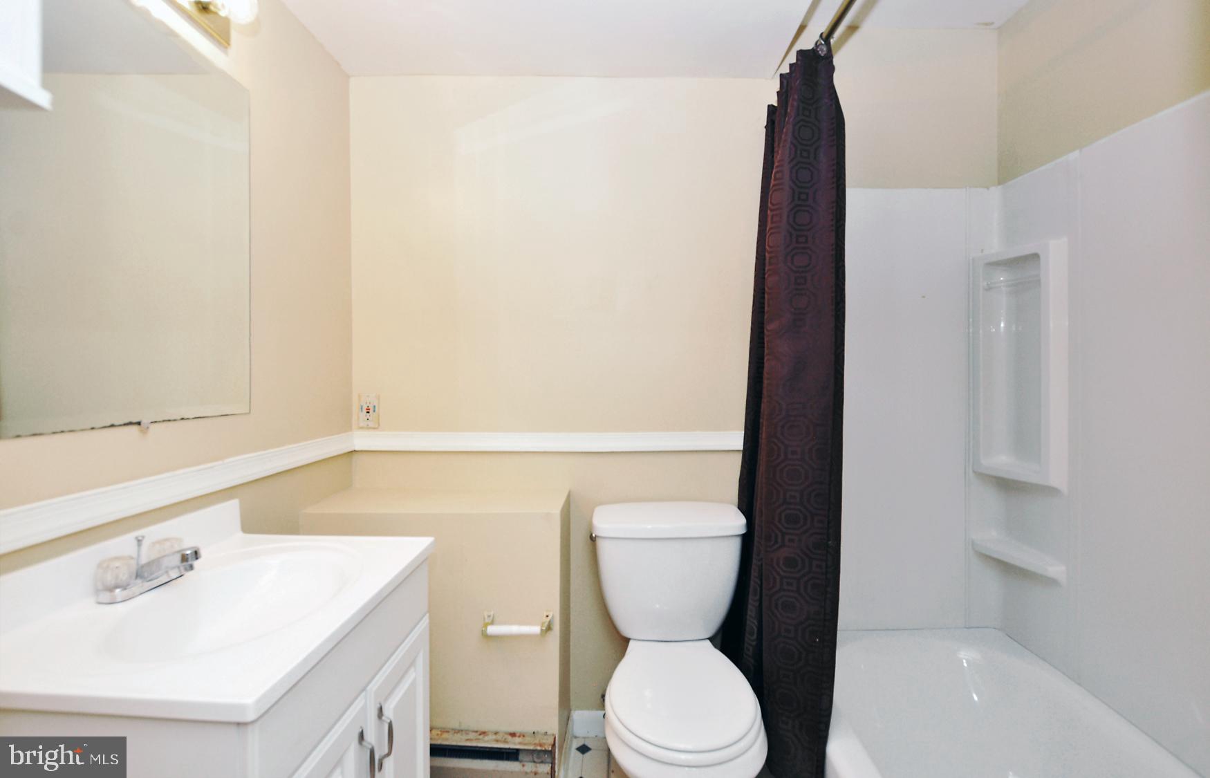 INDIAN CREEK PLAT 10 - Residential Lease