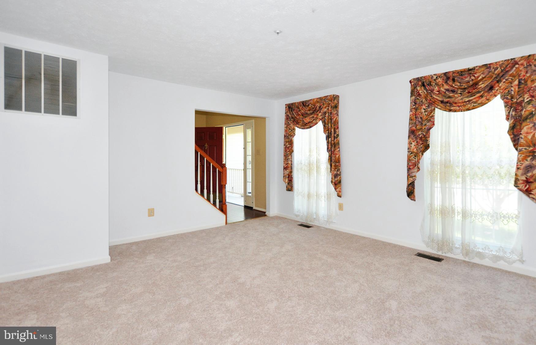 INDIAN CREEK PLAT 10 - Residential Lease