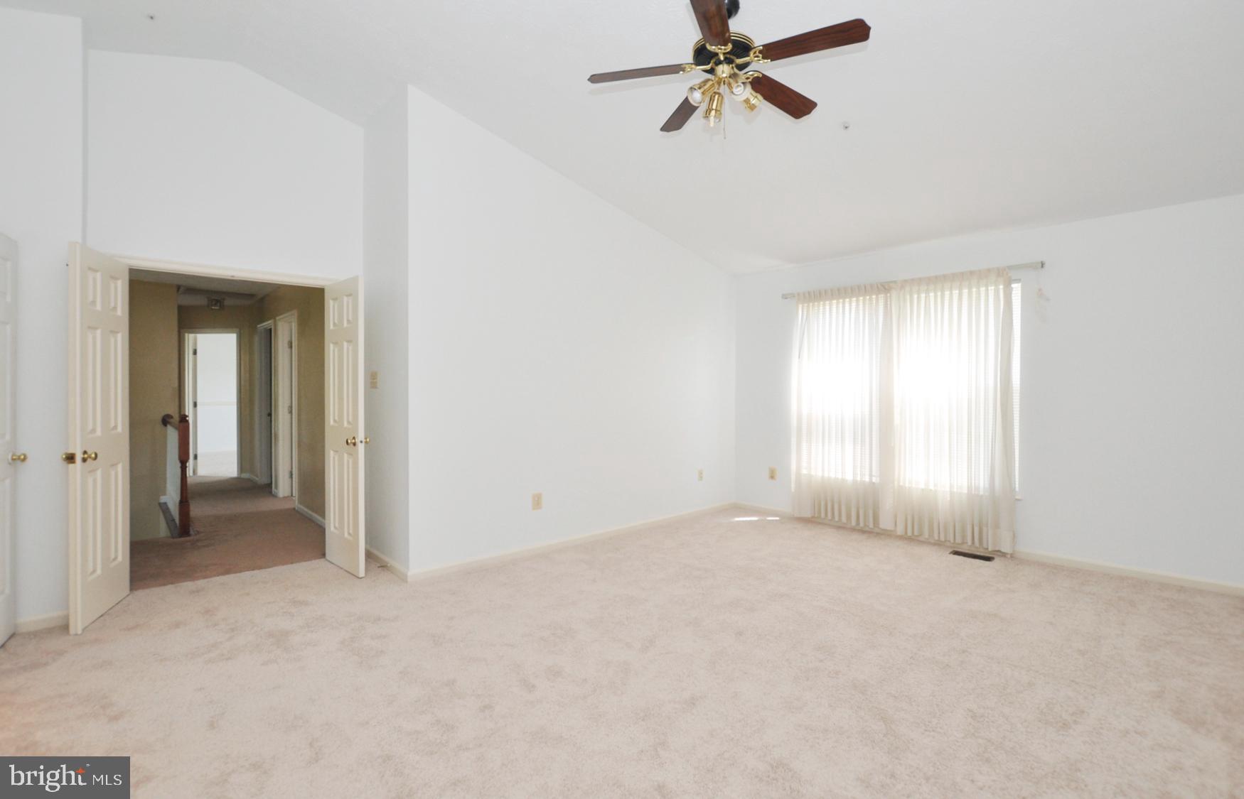 INDIAN CREEK PLAT 10 - Residential Lease