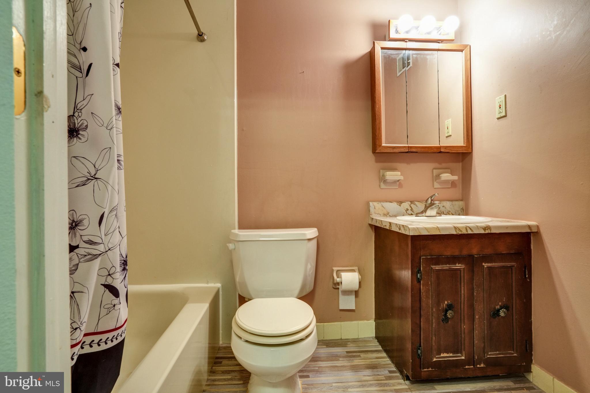 KENRICK HILLS - Residential Lease