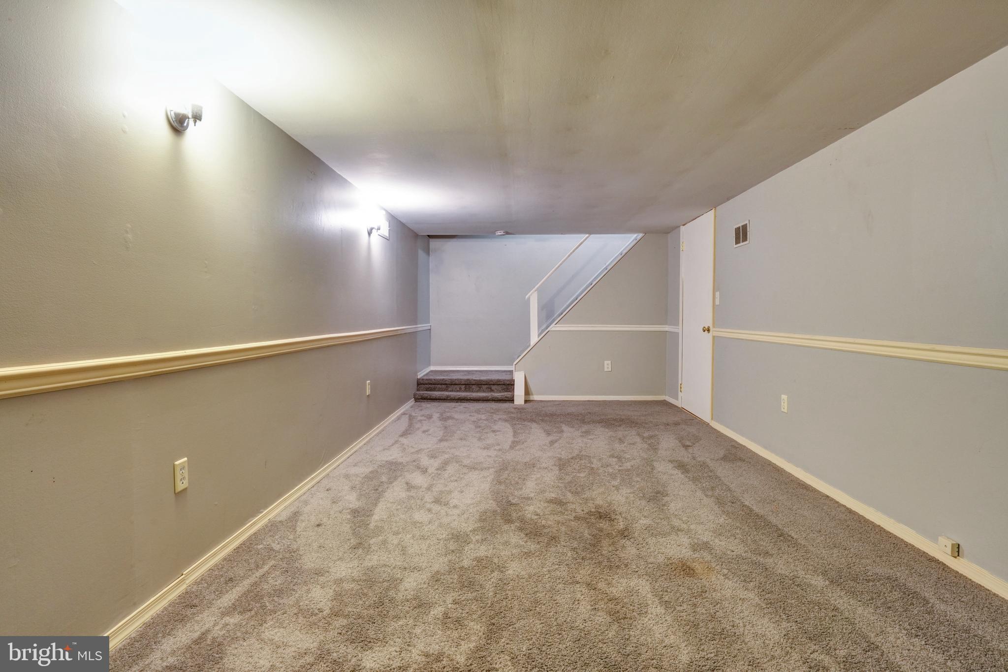 KENRICK HILLS - Residential Lease