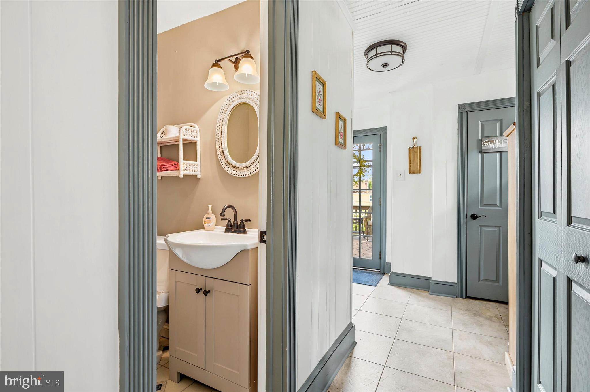 CONSHOHOCKEN - Residential