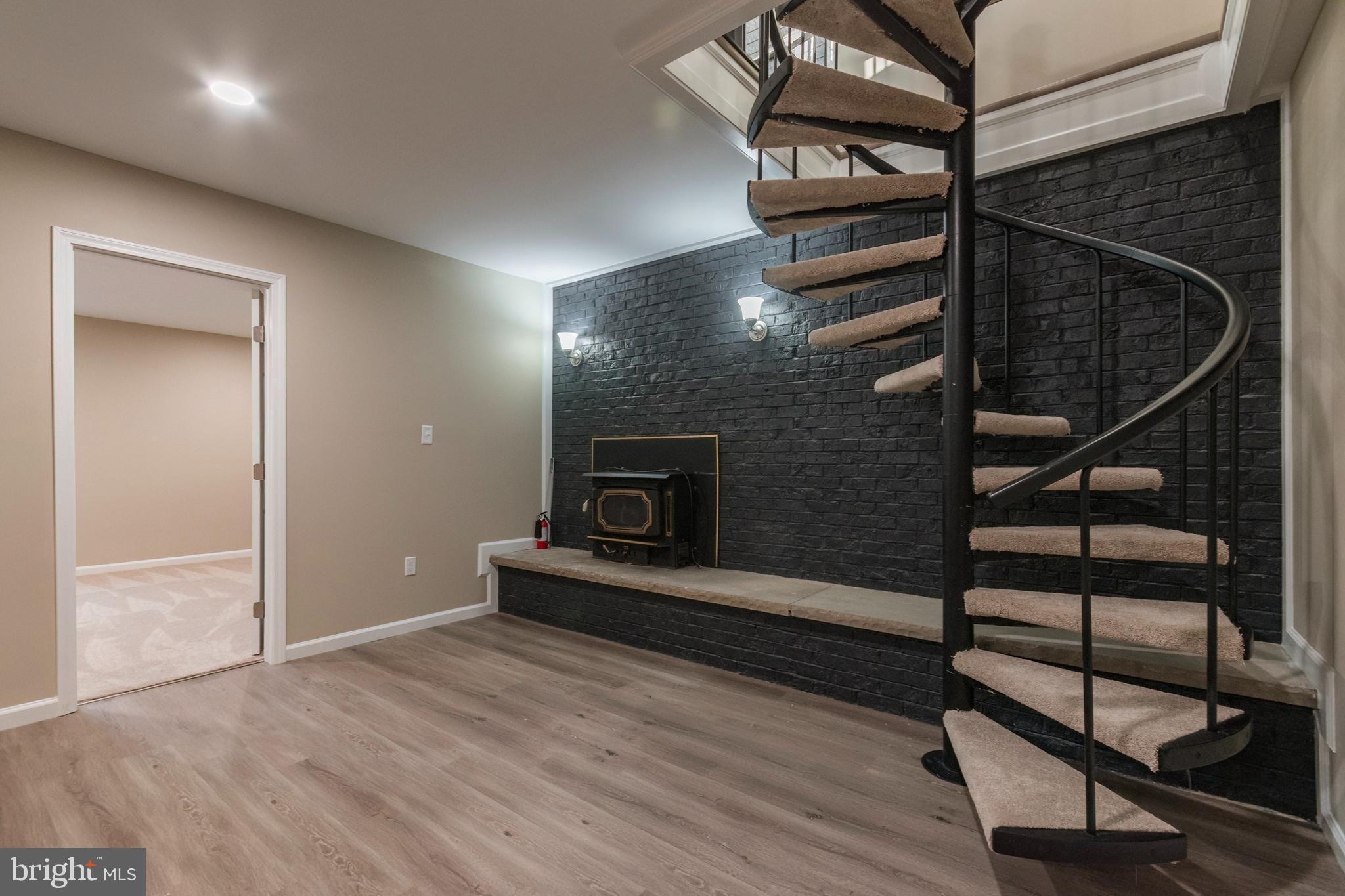 SHANNONDALE - Residential