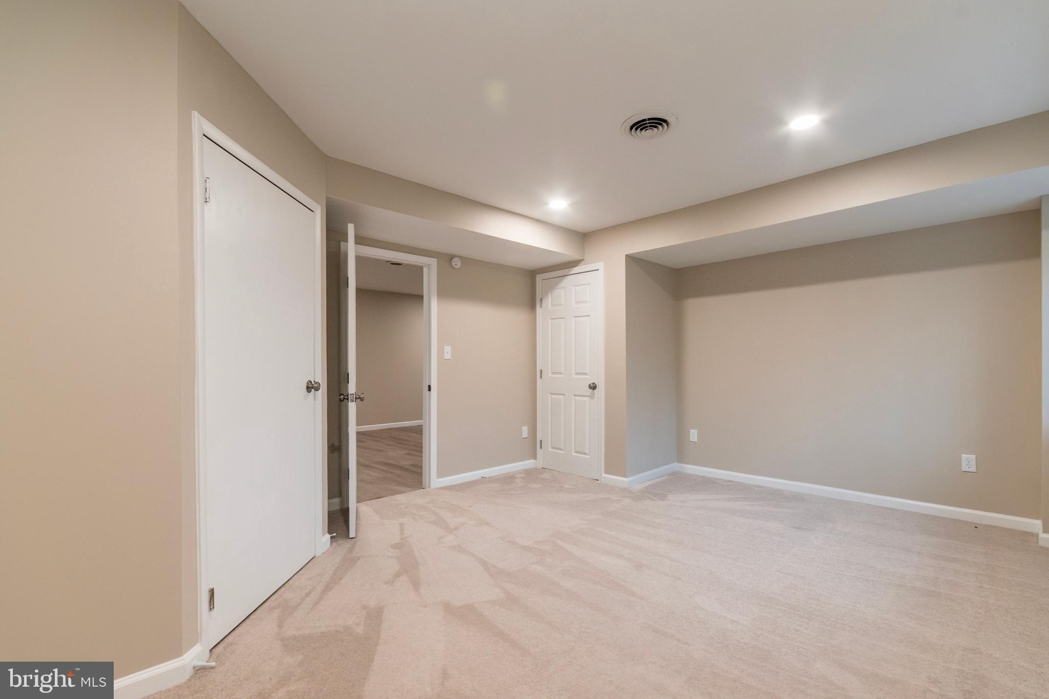 SHANNONDALE - Residential