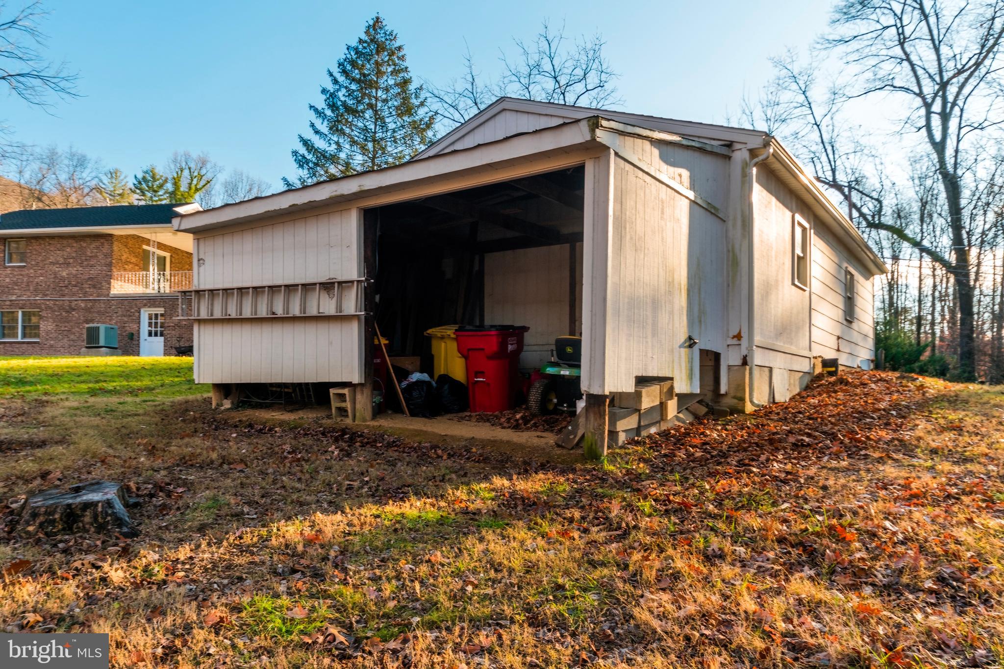 SHANNONDALE - Residential