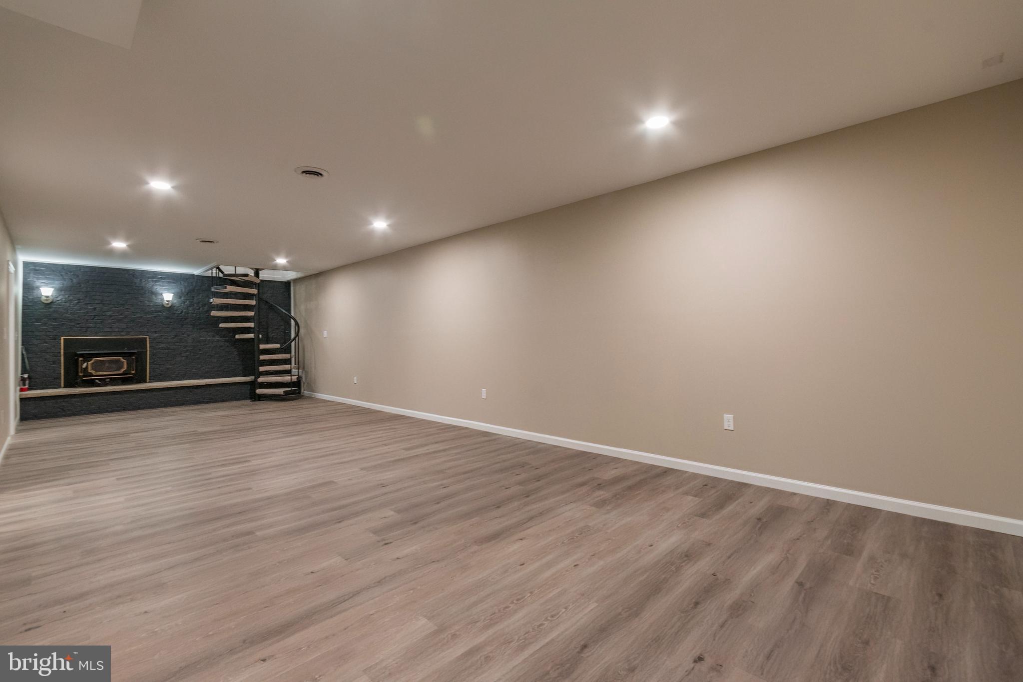 SHANNONDALE - Residential