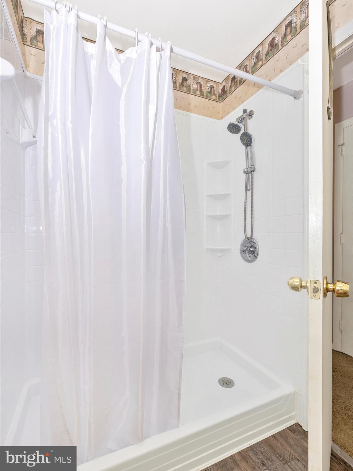 STONEGATE - Residential